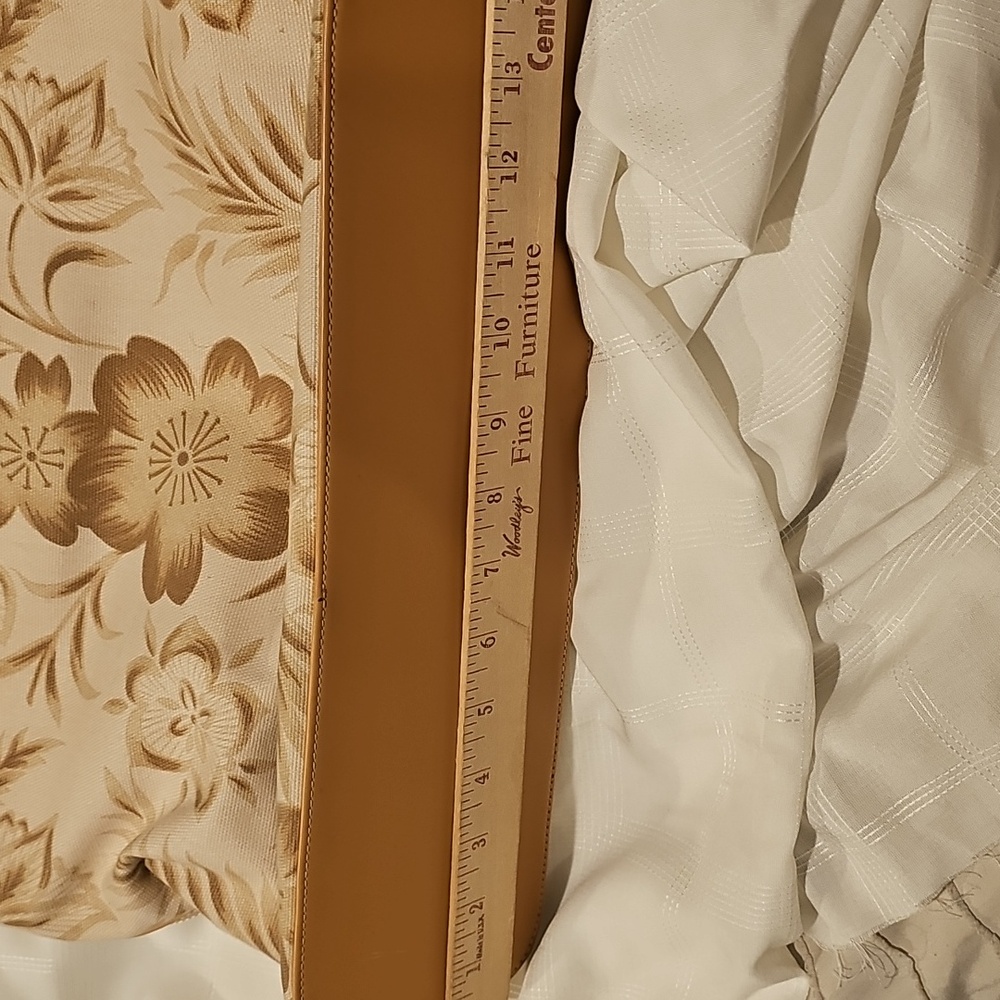 Preston & York Floral Tan Women's Tote Bag - Picture 7 of 12